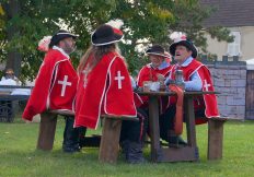 la compagnie senlisienne du patrimoine spectacle Louis XIII & ses mousquetaires